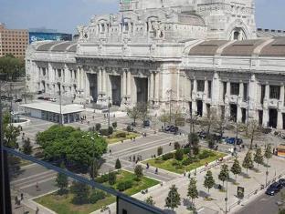 Ih Hotels Milano Centrale Guest House Buitenkant foto