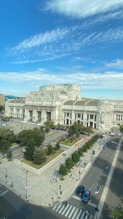 Ih Hotels Milano Centrale Guest House Buitenkant foto