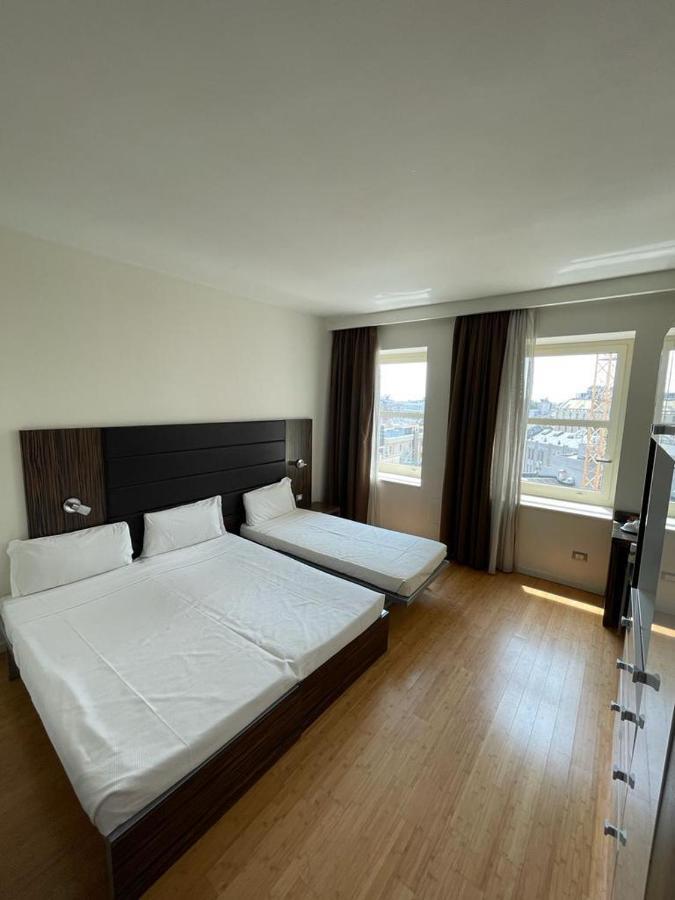 Ih Hotels Milano Centrale Guest House Buitenkant foto